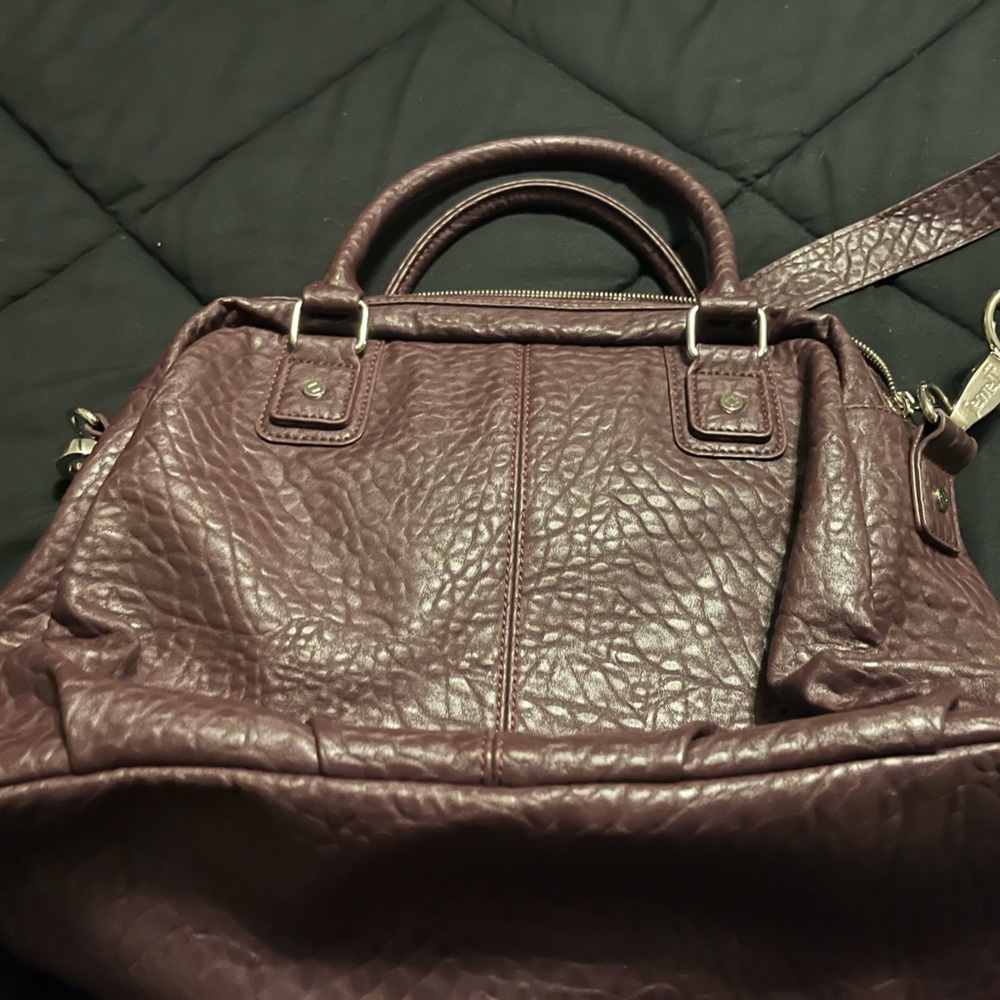 ThirtyOne Shoulder Bag - Picture 2 of 5